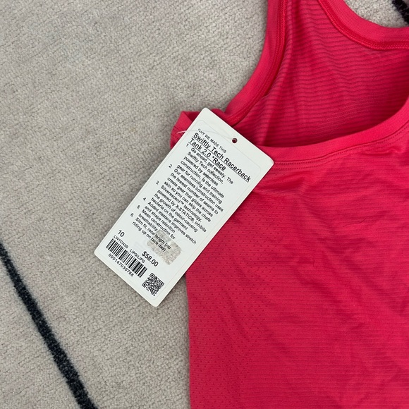 Lululemon Swiftly Tank Racerback 2.0 - Picture 5 of 5